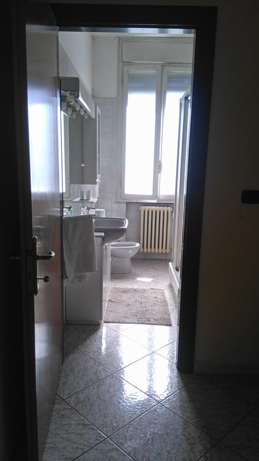 Stazione Centrale 2 Μπολόνια Εξωτερικό φωτογραφία